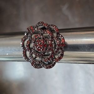 1.92CTW ROUND VERMELHO GARNET BLACK TONE STERLING SILVER FLOWER RING
